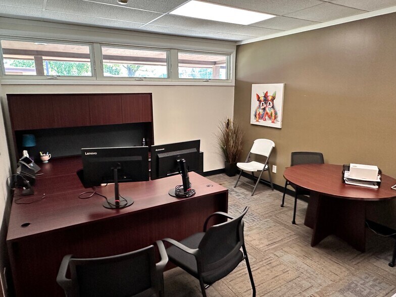 More Photos Of , Jacksonville Office For Sale