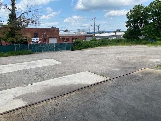 More Photos Of 34 E 25th St, Paterson Industrial For Lease