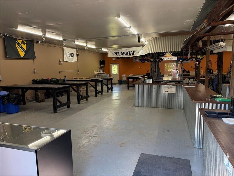 More Photos Of 832 Moscow Rd, Hamlin General Retail For Sale