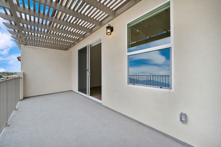 More Photos Of 200 E 31st St, National City Apartments For Sale