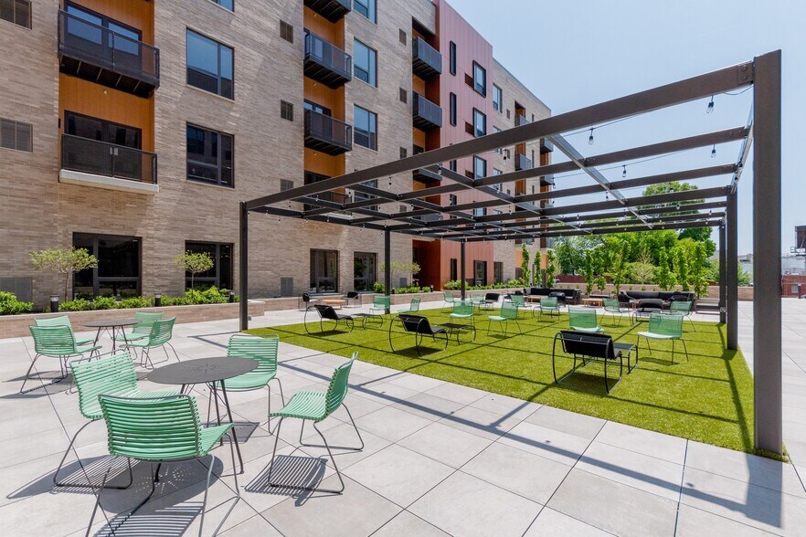 More Photos Of 2461 W 25th St, Cleveland Apartments For Lease