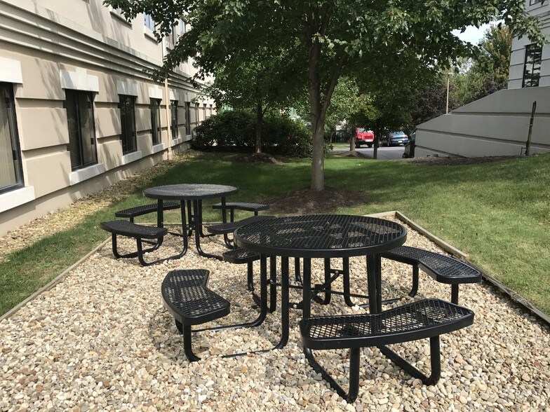 More Photos Of 6500 Brooktree Rd, Wexford Medical For Lease