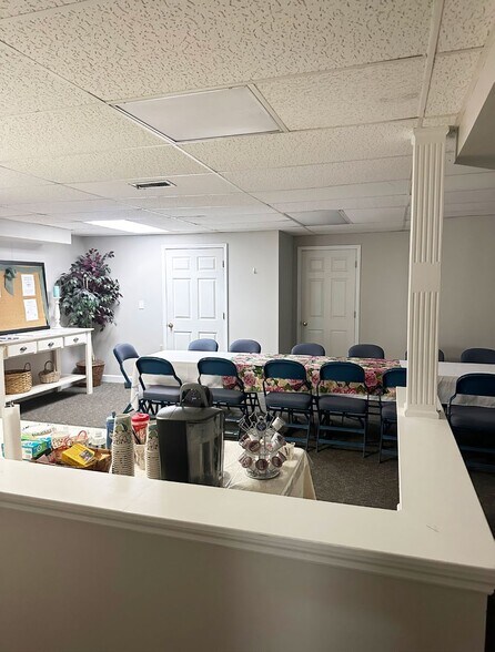 More Photos Of 9147 Watson Rd, Saint Louis Storefront Retail Office For Sale