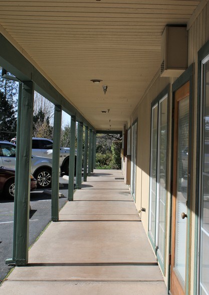 More Photos Of 18701 Tiffeni Dr, Twain Harte Office For Lease