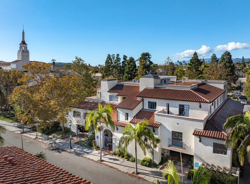 More Photos Of 21 E Victoria St, Santa Barbara Office For Lease