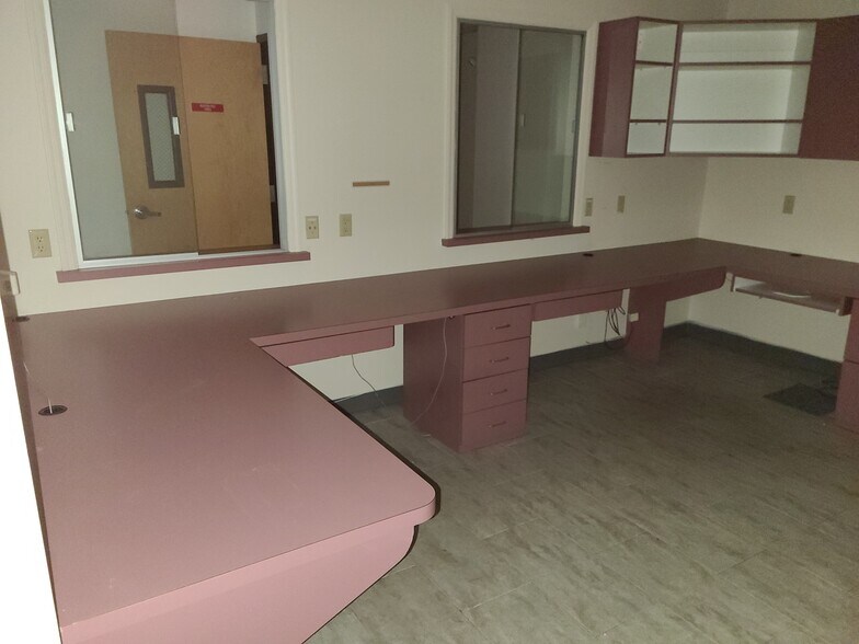 More Photos Of 59 Highway 516, Old Bridge Medical For Sale