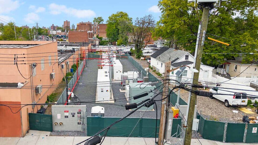 More Photos Of 1927 Gildersleeve Ave, Bronx Land For Sale