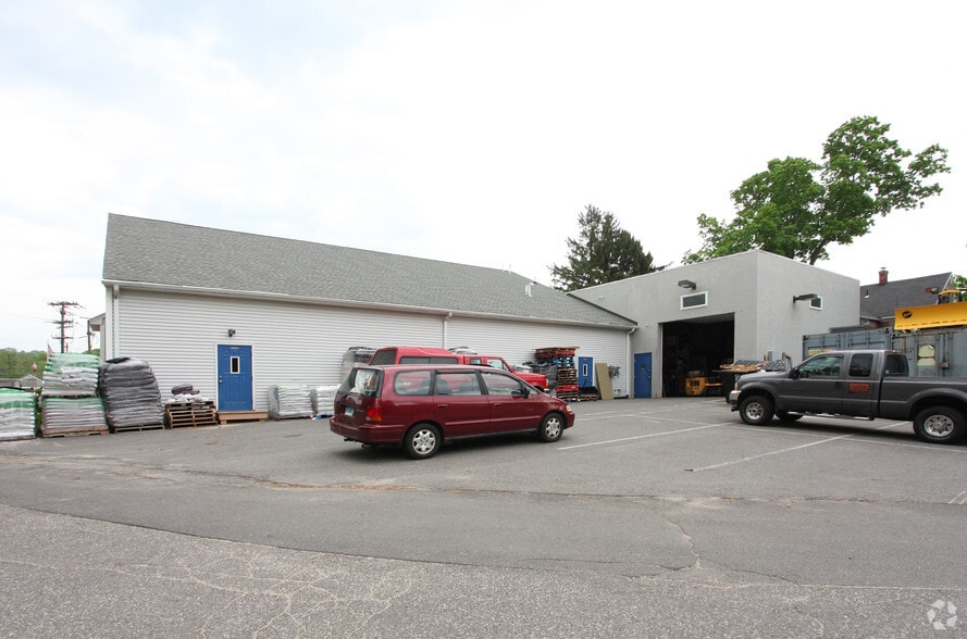 More Photos Of 3 Harvard St, Oakville Freestanding For Sale