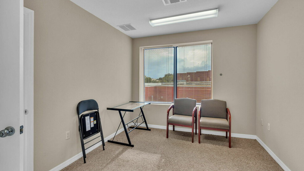 More Photos Of 415 E Main St, Bartow Office For Lease