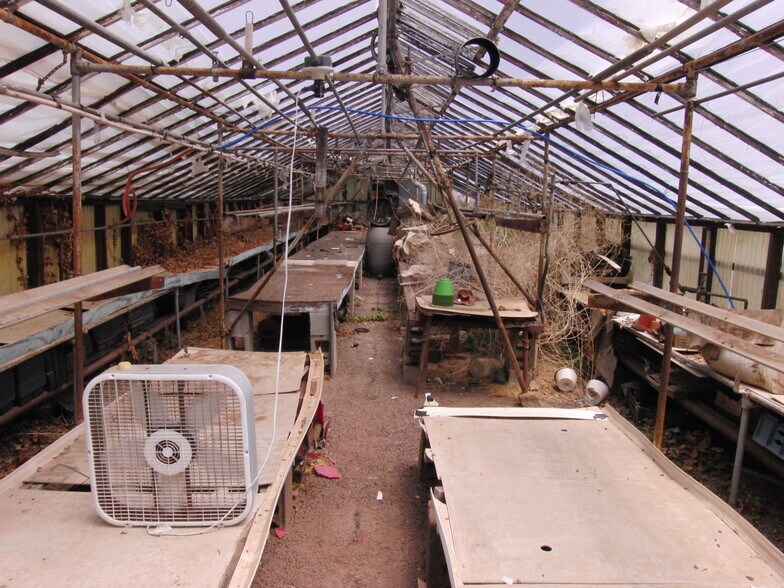 More Photos Of 921 Bath Rd, Bristol Garden Center For Sale