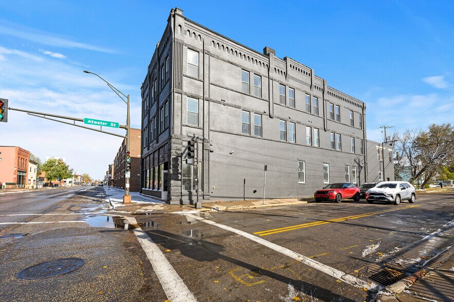 More Photos Of 842 Rice St, Saint Paul Storefront Retail Residential For Lease