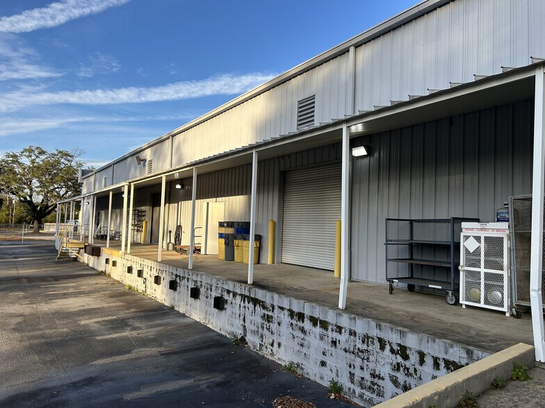 More Photos Of 518 W Roosevelt Ave, Albany Warehouse For Sale