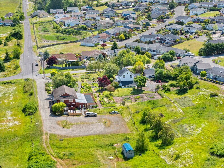 More Photos Of 101 Provence View Ln, Sequim Restaurant For Sale