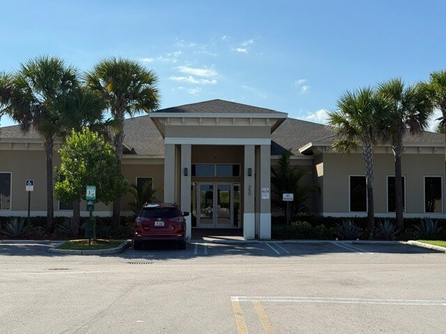 More Photos Of 556 NE 5th St, Florida City Apartments For Sale