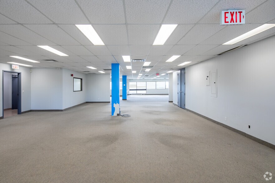 More Photos Of 87 Skyway Ave, Toronto Unknown For Lease