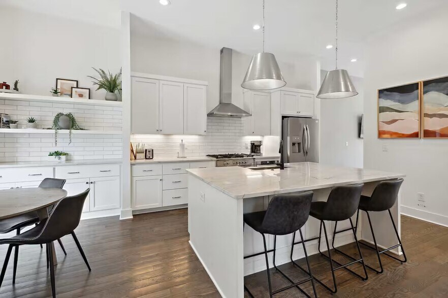 More Photos Of 3206 West End Cir, Nashville Apartments For Sale