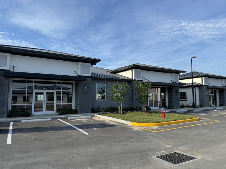 Primary Photo Of S 2609 US Highway 27, Clermont Storefront Retail Office For Lease