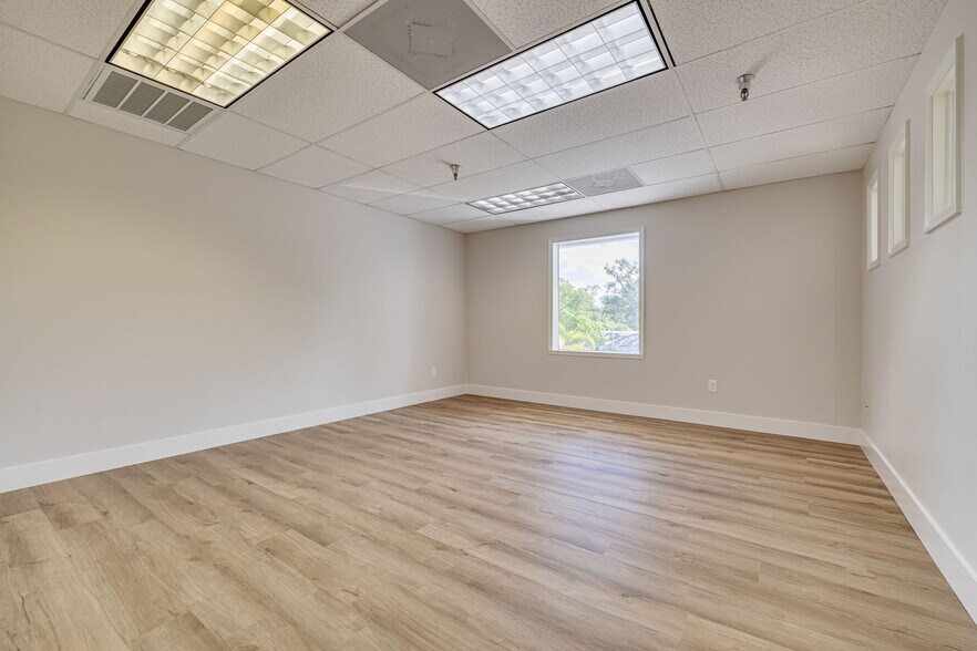 More Photos Of 1465 S Fort Harrison Ave, Clearwater Office For Lease