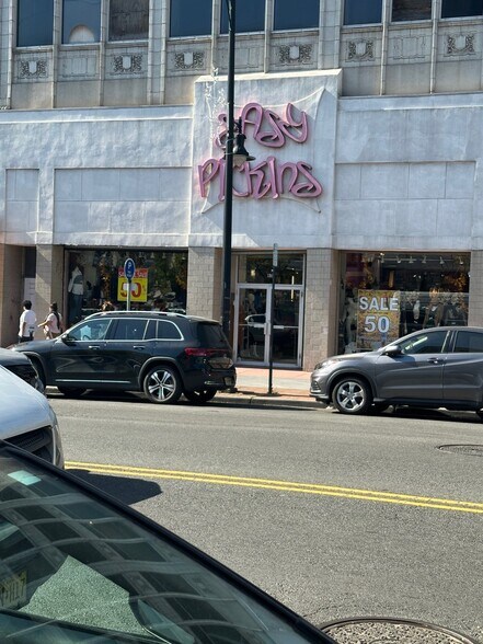 More Photos Of 76-80 Broad St, Elizabeth Office For Lease