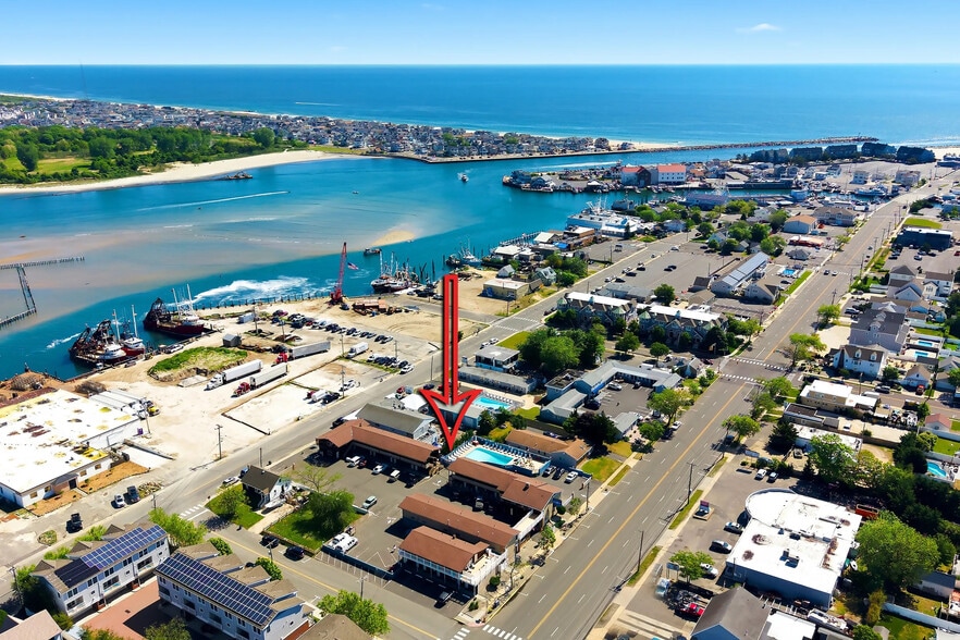 Primary Photo Of 217 Broadway, Point Pleasant Beach Hotel For Sale