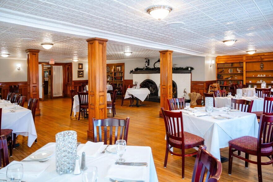More Photos Of 963 Friends Lake Rd, Chestertown Hotel For Sale