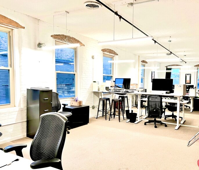 More Photos Of 1008 Race St, Cincinnati Office Residential For Sale