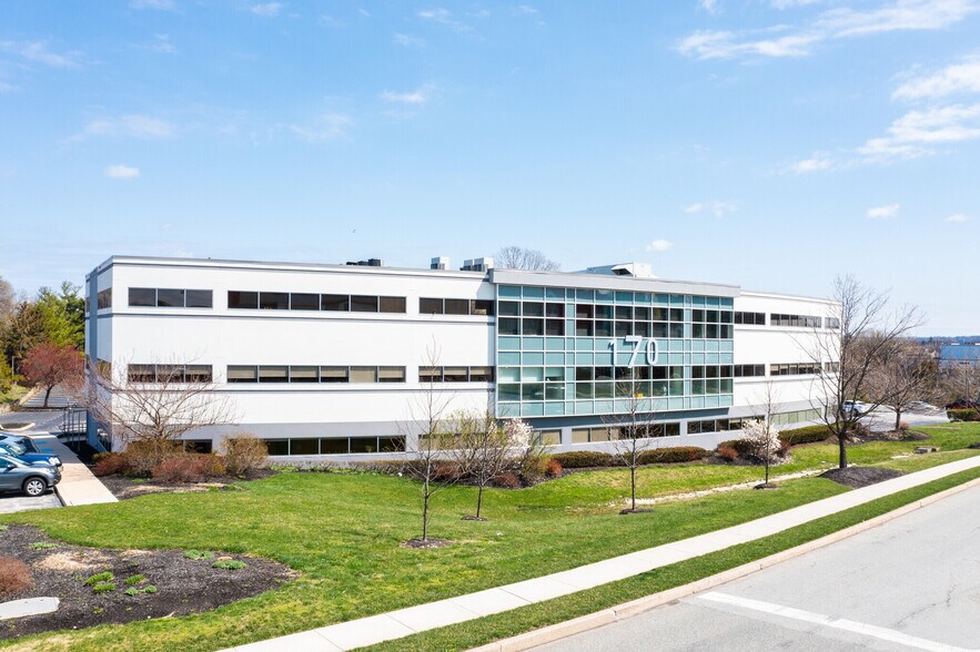 More Photos Of 170 North Henderson Rd, King Of Prussia Medical For Lease