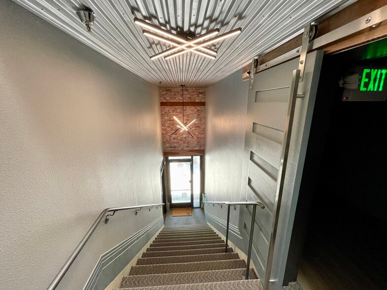 More Photos Of 1250-1252 FULTON St, Fresno Storefront Retail Office For Lease