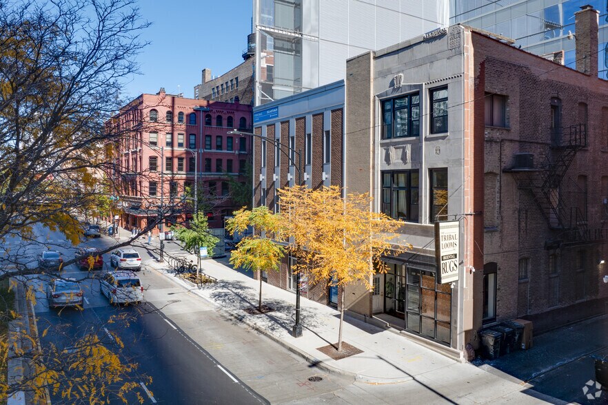 More Photos Of 445 N LaSalle St, Chicago Office For Sale