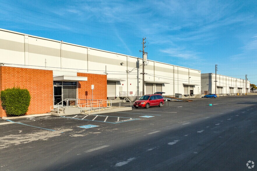 More Photos Of 1948-1958 Williams St, San Leandro Warehouse For Lease