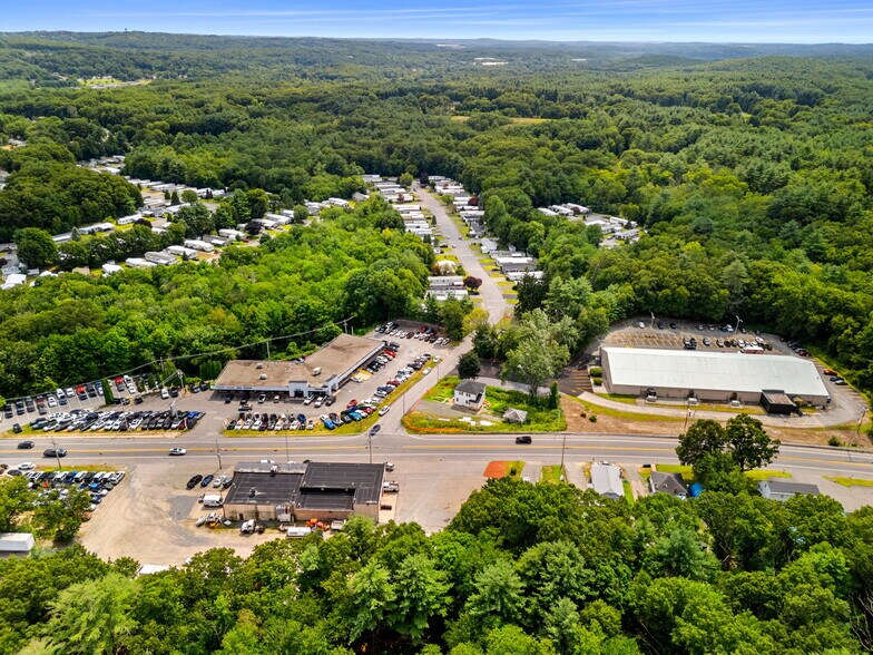 More Photos Of 3 Highland Park Ave, Hudson Specialty For Sale