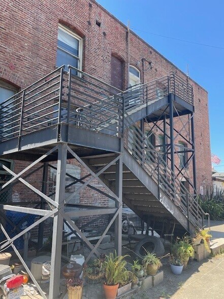 More Photos Of 2317 Santa Clara Ave, Alameda Storefront Retail Residential For Sale