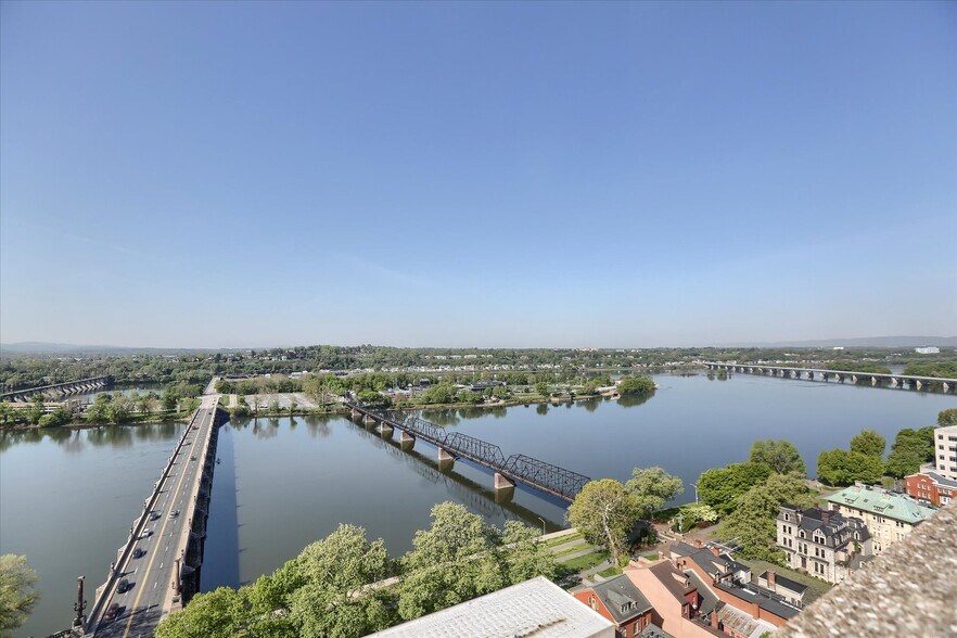 More Photos Of 2 N 2nd St, Harrisburg Office For Lease