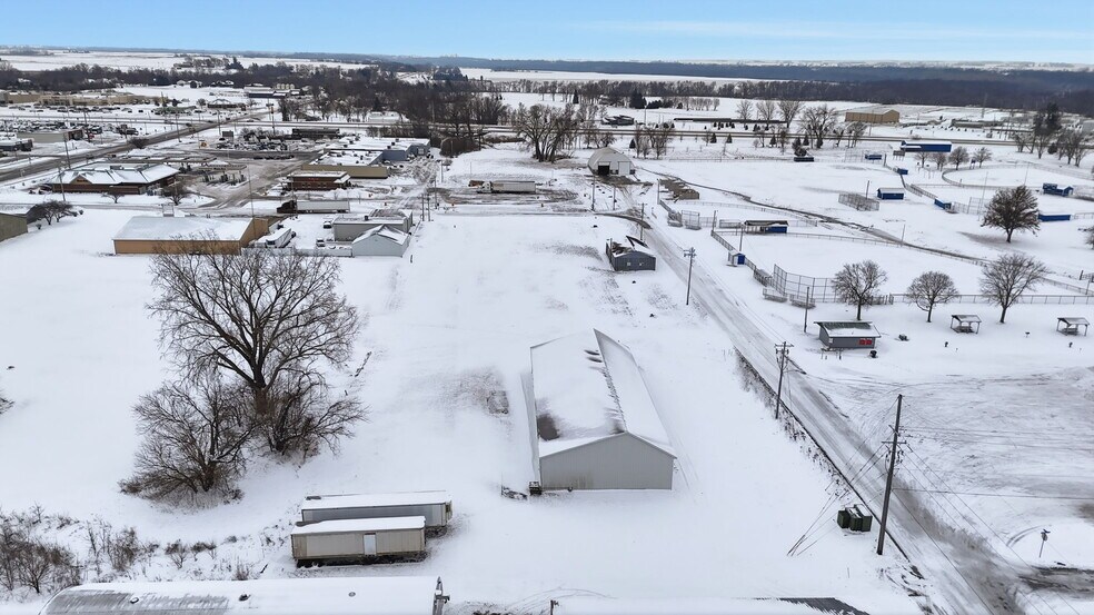 More Photos Of 602 3rd St, Perry Specialty For Sale