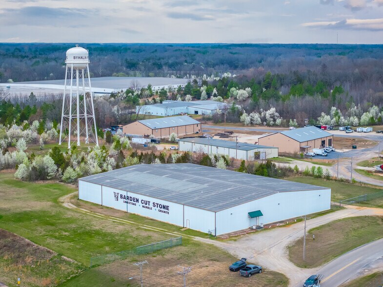 More Photos Of 89 Edwards Rd, Byhalia Manufacturing For Sale