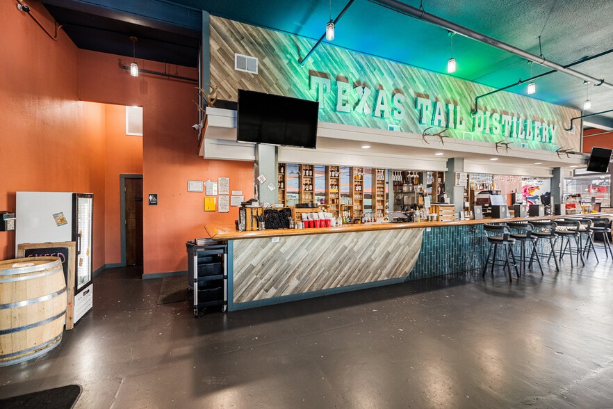 More Photos Of 2416 Post Office St, Galveston Storefront Retail Residential For Sale