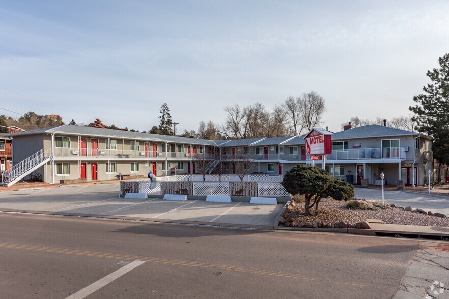 More Photos Of 56 El Paso Blvd, Manitou Springs Hotel For Sale
