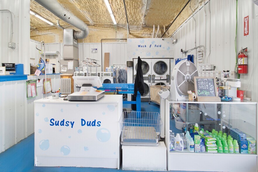 More Photos Of 118 Emory Sr, Trinity Distribution For Sale