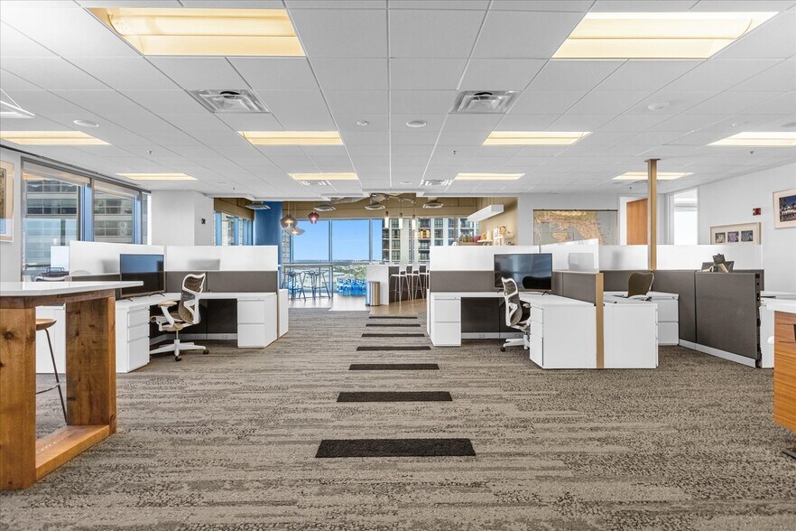 More Photos Of 121-189 S Orange Ave, Orlando Office Residential For Sale