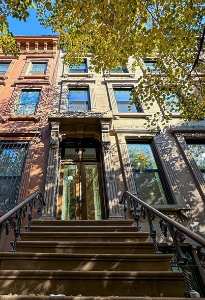 More Photos Of 11A Arlington Pl, Brooklyn Apartments For Sale