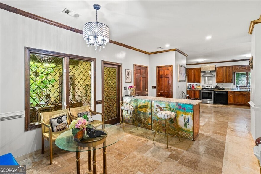 More Photos Of 3000 Cathedral Pl, Decatur Movie Radio TVStudio For Sale