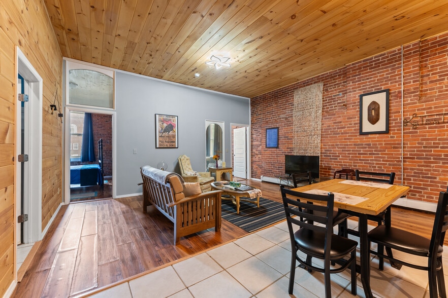 More Photos Of 21 Main St, Binghamton Restaurant For Sale