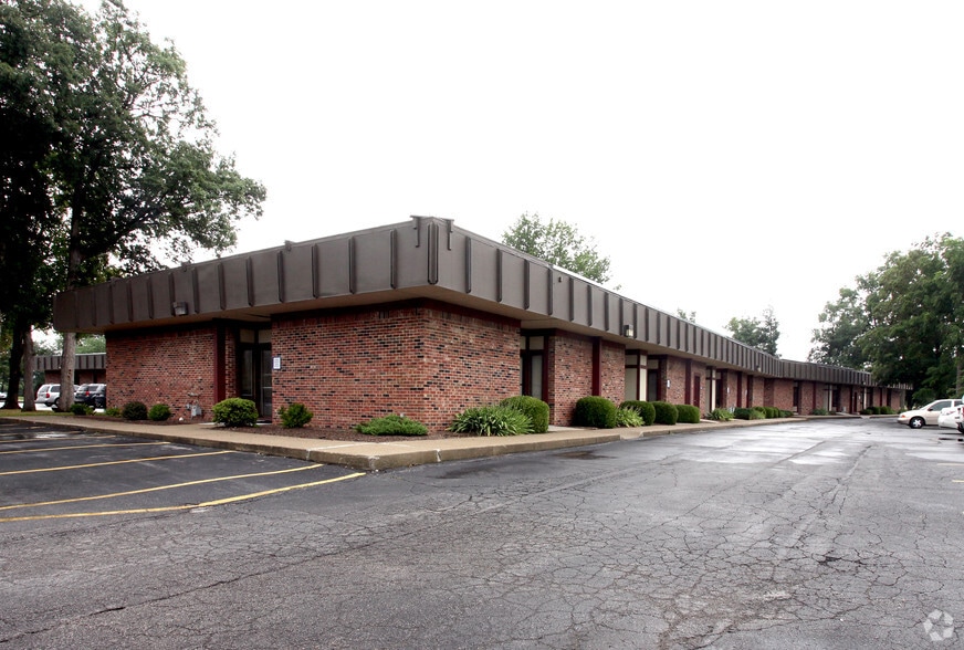 Primary Photo Of 2346 S Lynhurst Dr, Indianapolis Office For Lease
