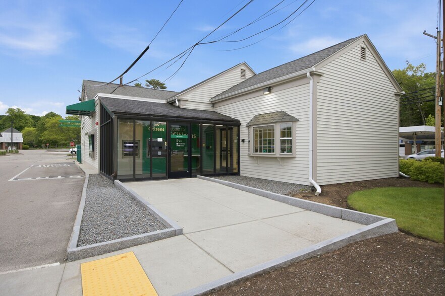 More Photos Of 117-127 Great Rd, Stow General Retail For Lease