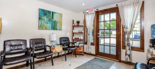 More Photos Of 510 N Broadway, White Plains Office For Sale