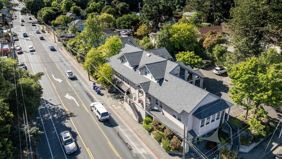 More Photos Of 7300 Healdsburg Ave, Sebastopol Office For Lease