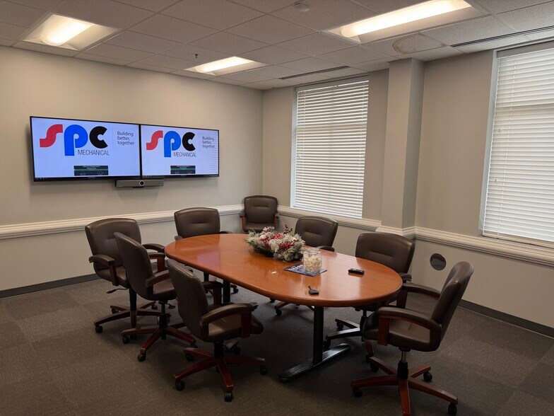 More Photos Of 10125 Berkeley Place Dr, Charlotte Office For Sale