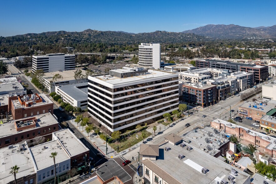 More Photos Of 75 N Fair Oaks Ave, Pasadena Office For Lease