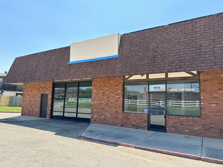 More Photos Of 6511-6577 E Livingston Ave, Reynoldsburg Unknown For Lease