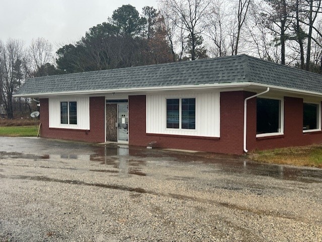 More Photos Of 4979 Tidewater Trl, Church View Flex For Lease